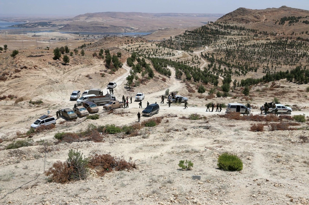 وحدات حماية الشعب YPG تتسلم سيارات مصفحة من نظام الأسد
